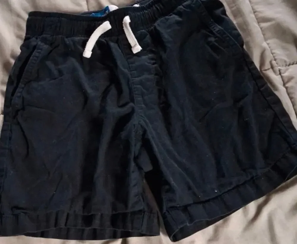 Old Navy Relaxed Boys Shorts Size M (8)
